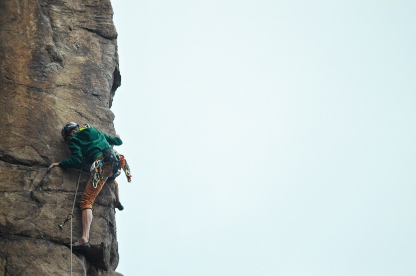 patagonia adze hybrid hoody - with superb mobility, the patagonia adze hybrid hoody is very...