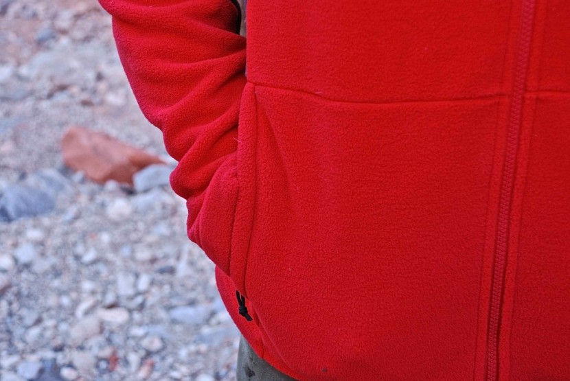 the north face khumbu 2 jacket - soft, comfortable hand warmer pockets helped keep us warmer on cold...