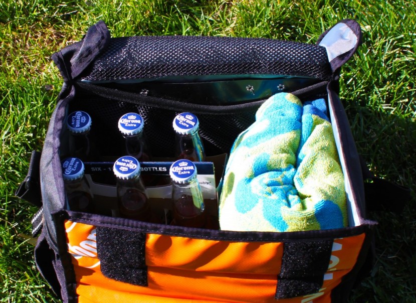 green guru carbon cooler - this pannier is lined in order to keep foods hot or chilled, and it...