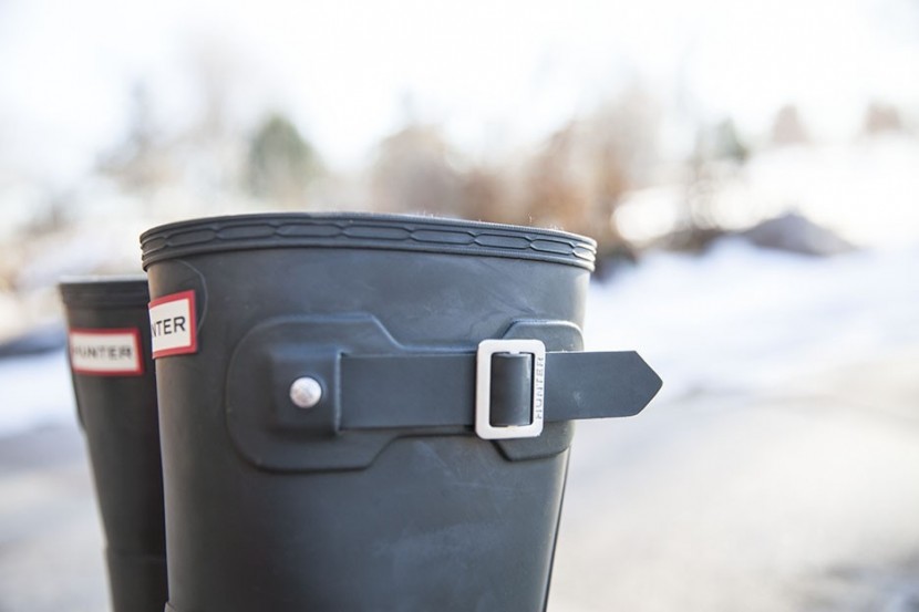 hunter original short - don't expect to tighten the shaft around your calf using the buckle...