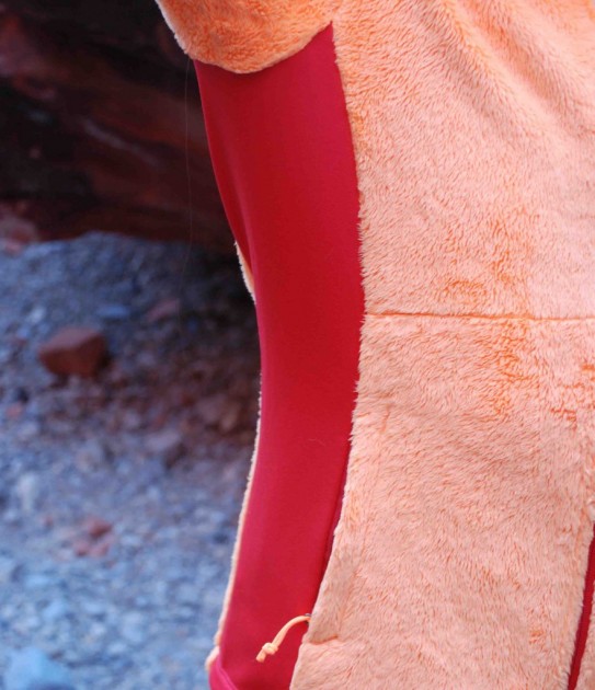 the north face tech-osito jacket for women - the side stretch panels are less heavy than the body of the jacket...