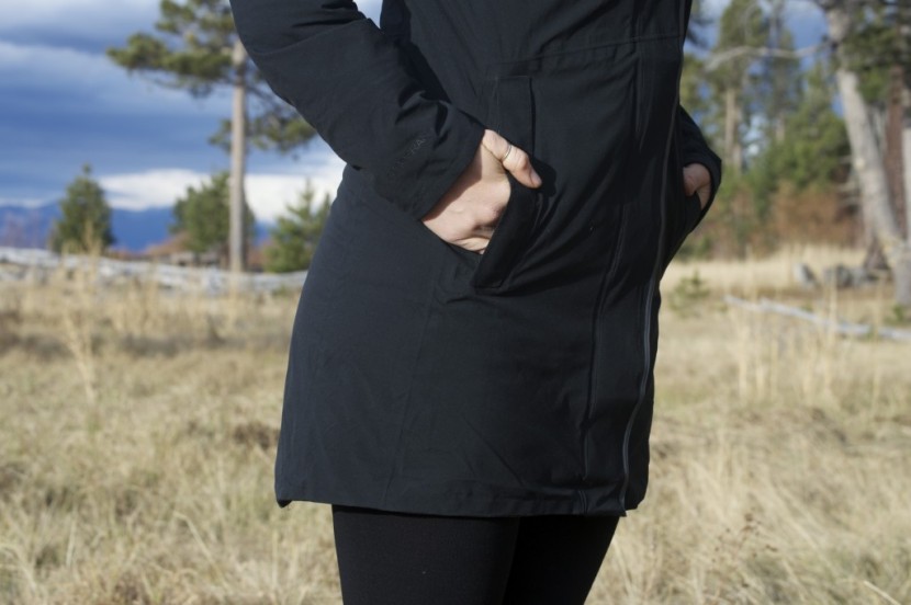 mountain hardwear zerogrand metro coat - smooth, clean and simple - we loved the design of this jacket! it...