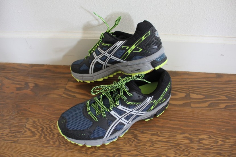 asics gel-kahana 7 - notice the blue gel cushioning insert used in the midsole of this...
