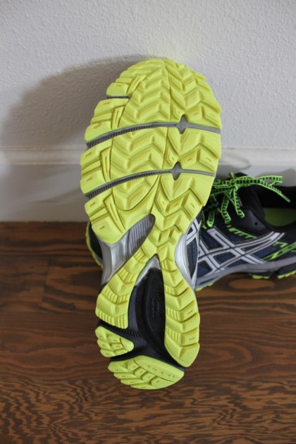 asics gel-kahana 7 - the horizontal gaps in the forefoot allowed for great articulation...