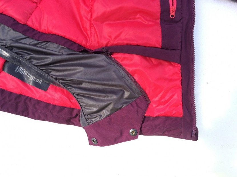 arc'teryx andessa - we love the andessa's removable powder skirt.