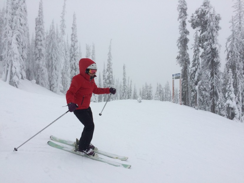 spyder radiant - the spyder radiant's stretchy shell material moves well with us when...