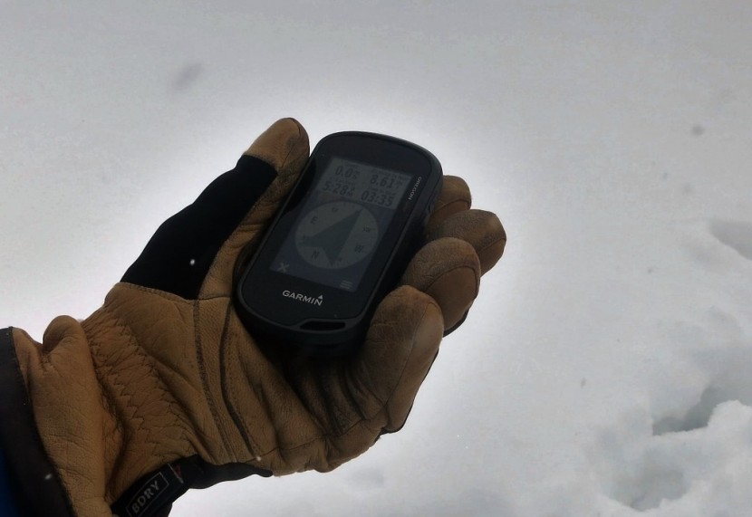 garmin oregon 600t - the electronic compass is quick to respond and doesn't require you...