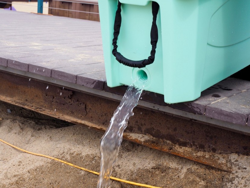 grizzly 75 - the grizzly's drain plug can often be hard to remove, and it is hard...