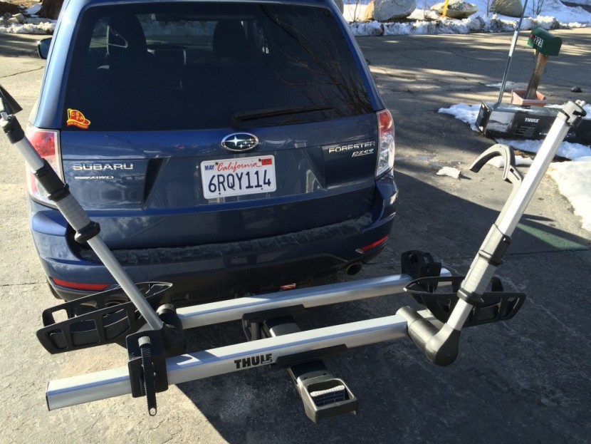 thule t2 pro xtr - the wide wheel trays and ratcheting arms with wide hooks allow the...