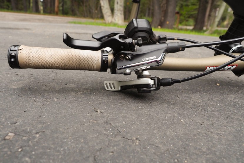 fox d.o.s.s - when mounted above the bar the remote is very susceptible to damage...