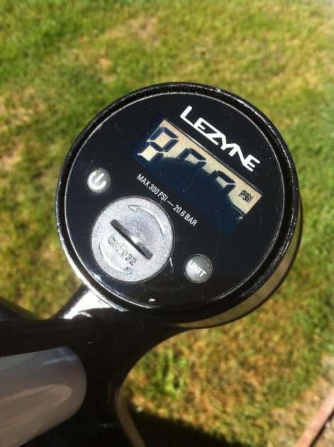 lezyne steel digital drive - leaving the digital display exposed to direct, intense sunlight can...