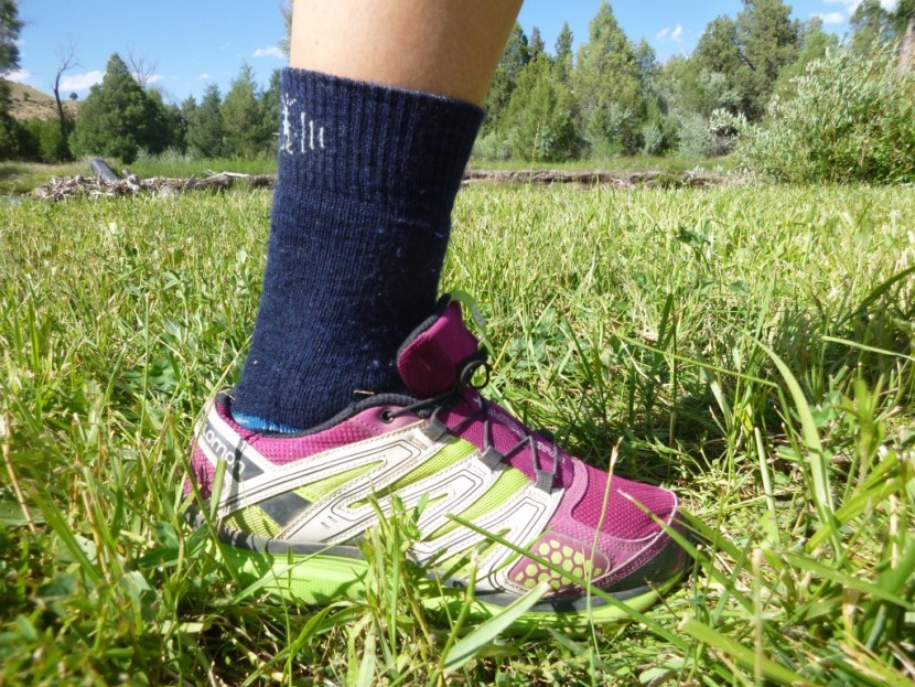 smartwool phd outdoor medium crew - midweight socks aren't as light but still provide decent...