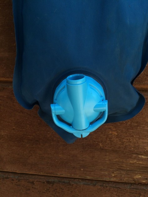 sawyer 4l water filtration system - the complete's dispensing cap will only thread on upside down - an...