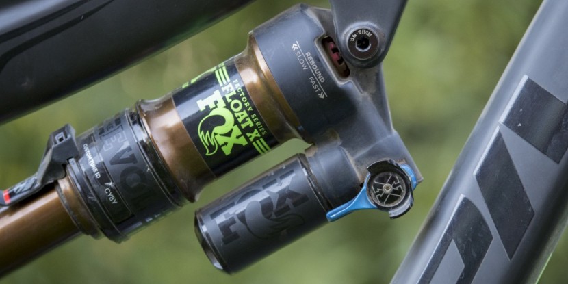 pivot mach 6 x01 2016 - the rebound on that fox float x rear shock is very hard to access.