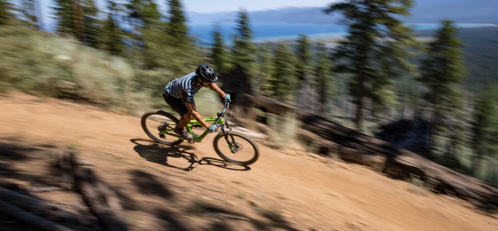 ibis mojo hd3 x01 2016 - it takes turns so fast you'll miss an epic view without even noticing.