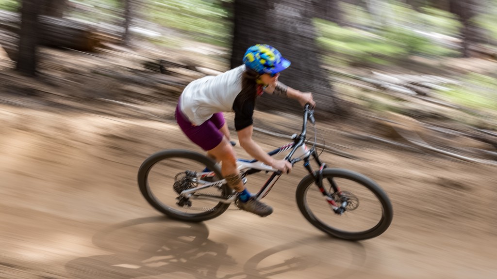 specialized enduro expert x01 2016 - once we switched out the tires, the specialized cornered like a...