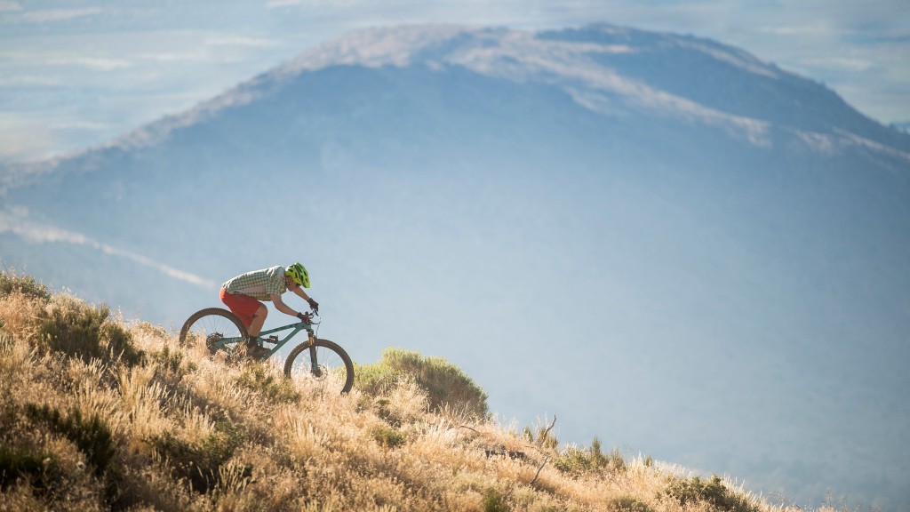 yeti sb5.5c x01 2016 - where are all your friends? behind you.