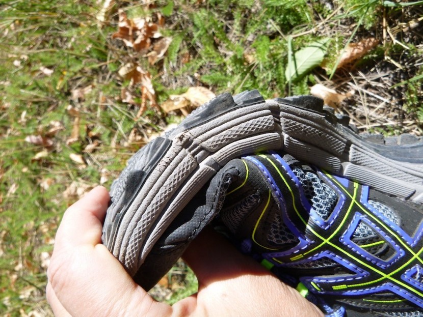 asics gel-kahana 8 for women - the sole is flexible as this shoe lacks a rock plate. that said...
