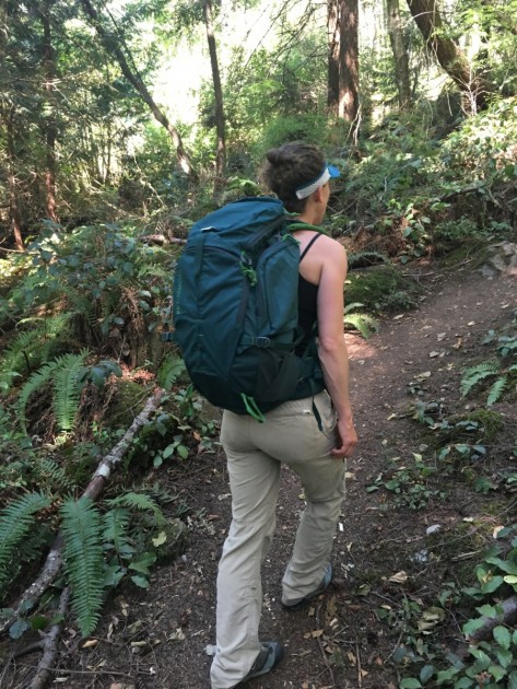 kelty redwing 44 - testing the kelty redwing 44 travel backpack on the trail.