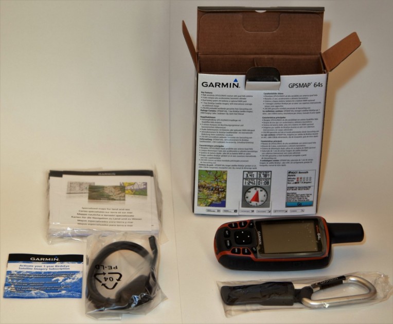 garmin gps map 64s - what comes in the box? garmin gps maps 64s, carabiner attachment...