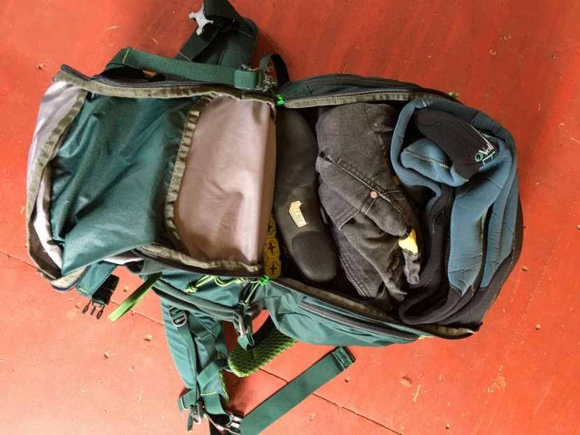 kelty redwing 44 - the panel loading option makes this backpack easy to pack.