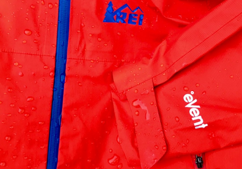 rain jacket men - event is very similar to gore-tex in that it's an epfte fabric...