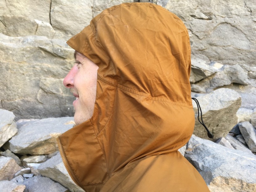 arc'teryx atom sl hood - the cinched up and secured hood.