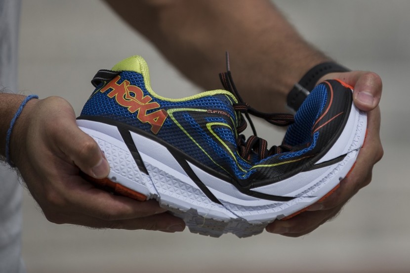 hoka clifton 3 - the hoka clifton 3's stiff, thick midsole makes it an ideal...