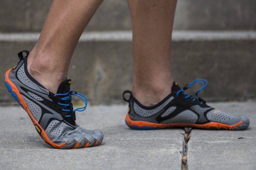 vibram v-run - the already thin polyester lycra mesh of the vibram fivefingers...