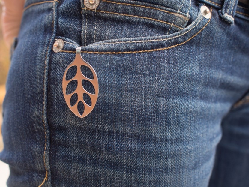 bellabeat leaf - in clipped orientation, only the metal leaf design shows. we did...