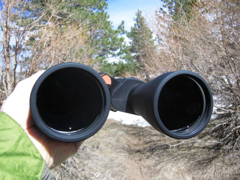celestron skymaster dx 9x63 - the large 63mm objective lens on the celestron skymaster dx 9x56...