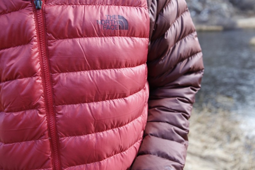 the north face trevail hoodie - the trevail hoodie employs sewn through baffles to hold the down in...