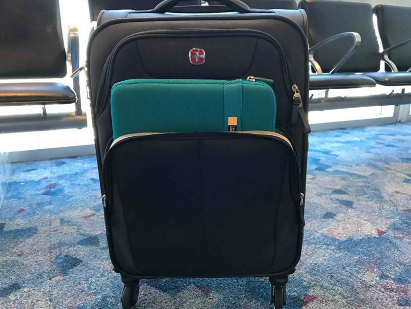 swissgear meyrin 20 - we do wish the front pocket was large enough for our laptop, as...