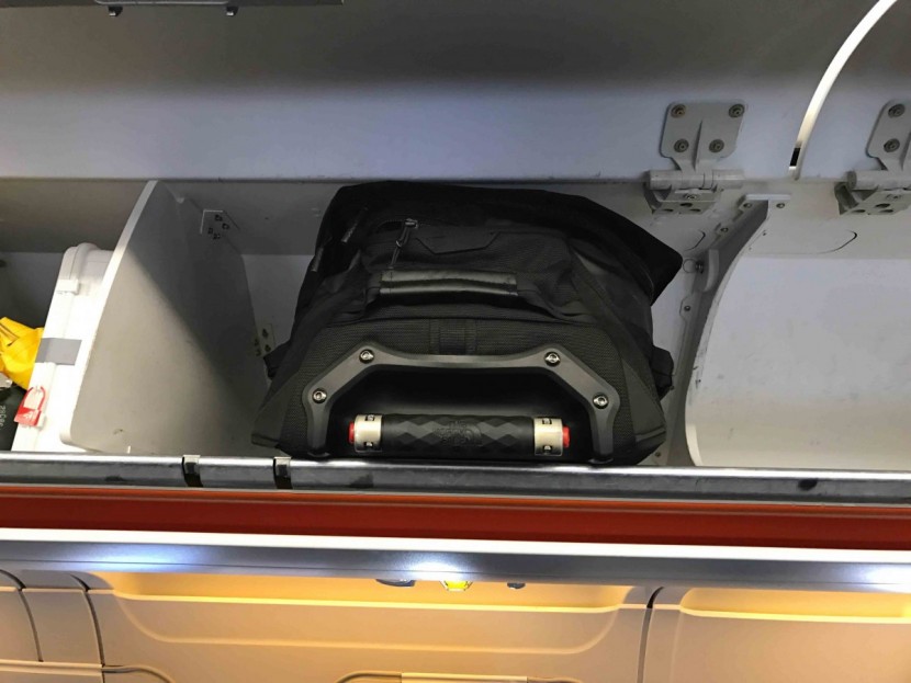 the north face rolling thunder 22 - this bag never felt too heavy, but it was slightly too long for this...