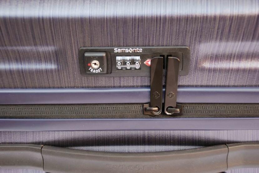 samsonite inova 20 - the integrated tsa lock is a nice touch, but one of the only...