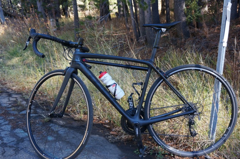 silca impero ultimate - the silica impero mounted under the top tube on a trek emonda.