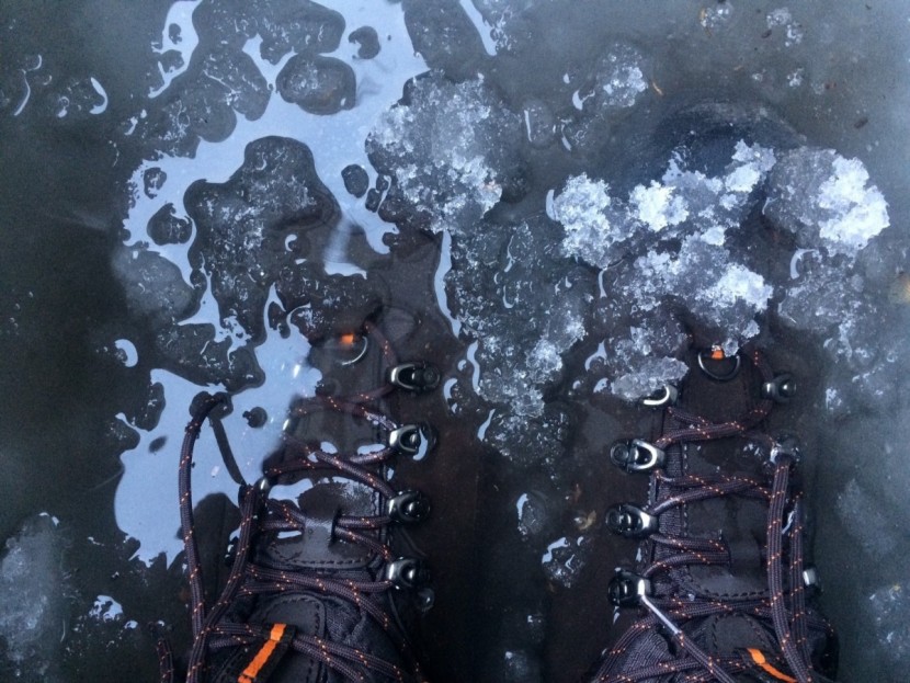 vasque snowburban ii ultradry - the snowburban ultradry lived up to their name and claim. we...