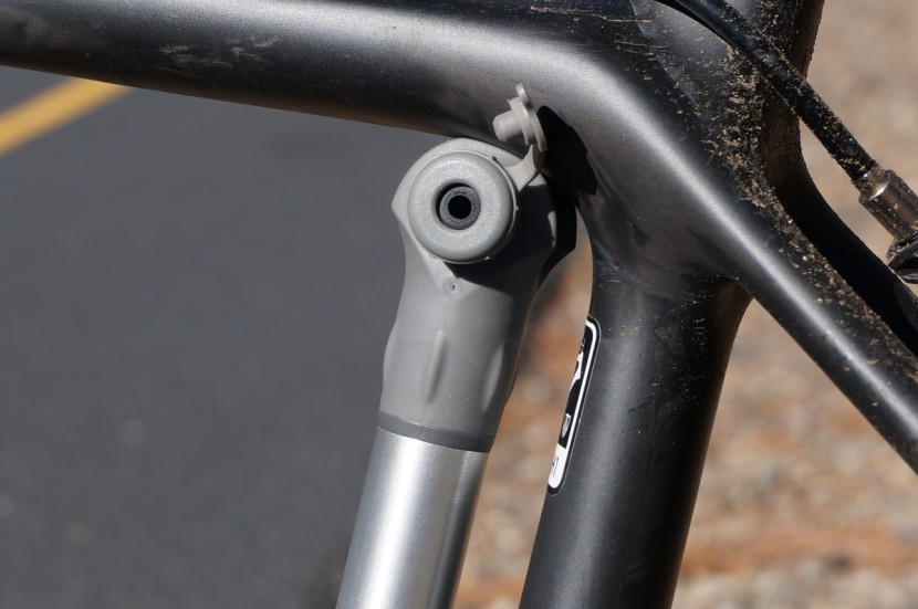 topeak road master blaster - the dust plug on the topeak road masterblaster was very resistant to...