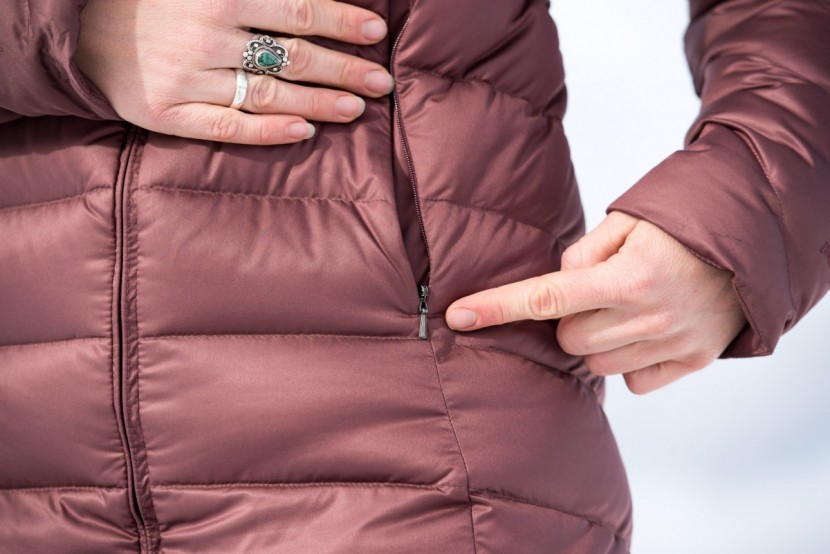 patagonia downtown parka - we loved that the exterior pockets are fleece-lined, but the zippers...