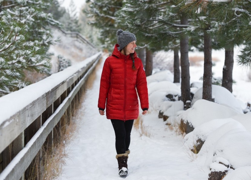 canada goose camp hooded - insulated with 750 fill hutterite down white duck down, this jacket...