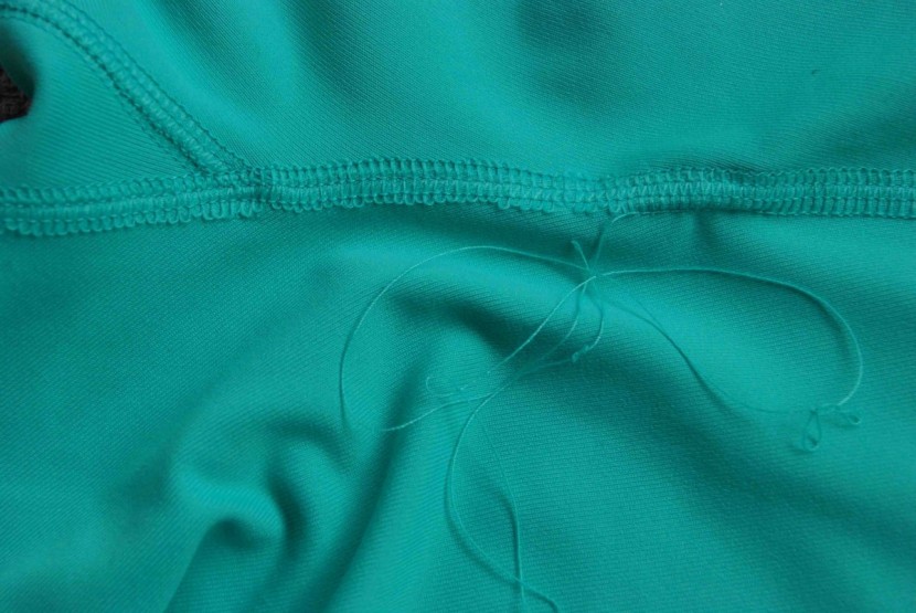 90 degree by reflex power flex - this seam started unraveling after only a few uses.