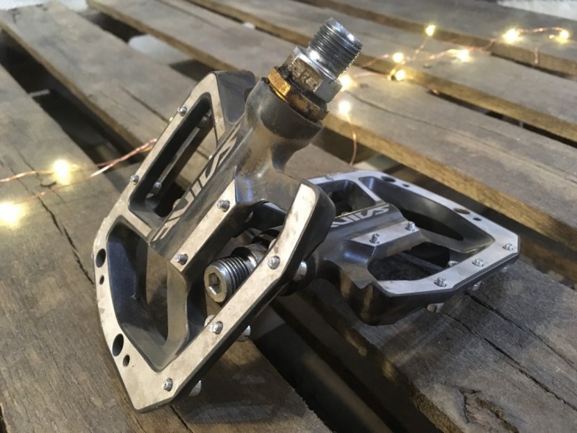 shimano saint mx80 - shimano provides a torx wrench for installation. torx bolts...