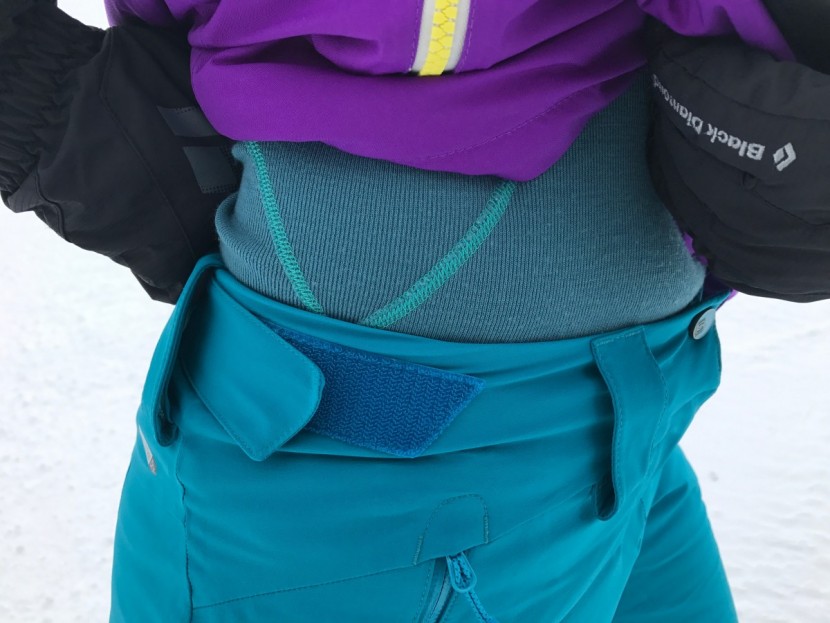 salomon iceglory for women - the exterior adjustable waist tabs.