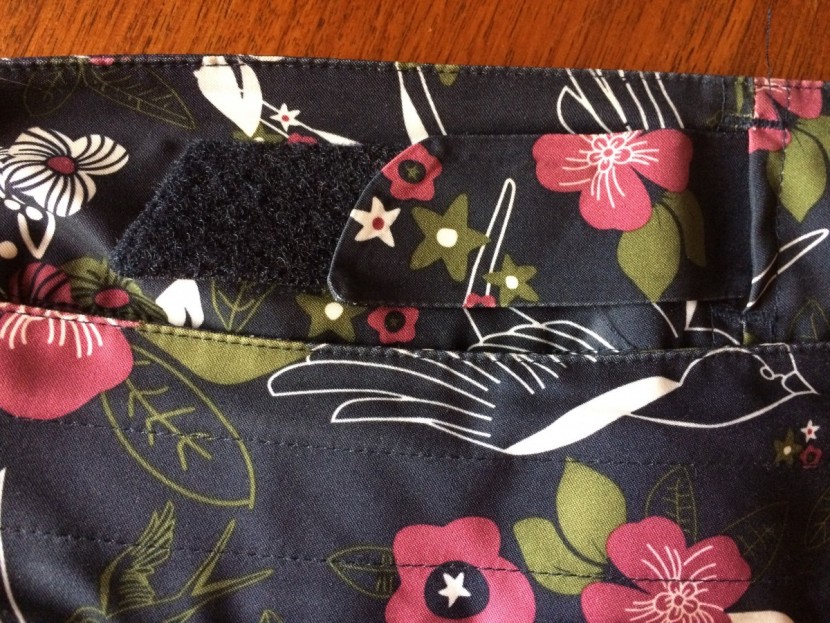 maloja peggy shorts - internal velcro tab waist adjustments.