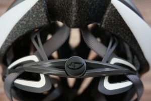 giro savant - the ratcheting dial that provides circumferential adjustment on the...