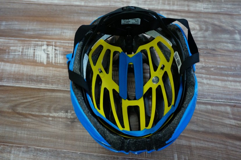bell gage mips - exposed eps foam on the base of the helmet lowers the durability...