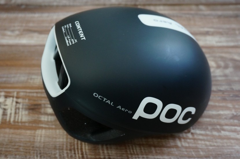 poc octal aero - the poc octal aero has a very round, egg-like profile.