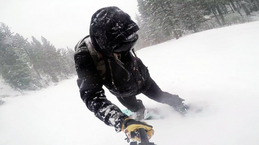 burton lipstick - quick powder-slashes on the burton lipstick.