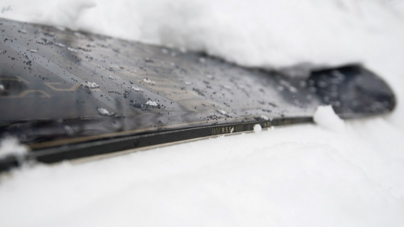 rossignol one lf - detailing of the edges on the one magtek.