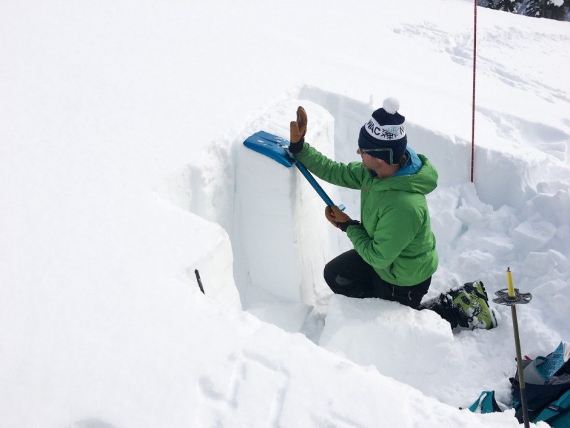 ski gloves - for most skiers, we recommend gloves, simply because mittens...